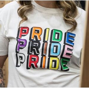 PRIDE Graphic T-Shirt Size Large White With Rainbow Color Words LBGTQ New